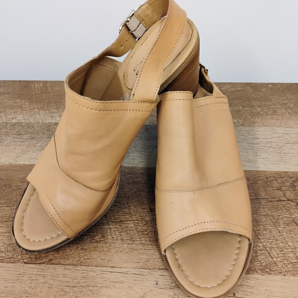 Sophia Milano Sandals Heels Casual Open Toe Slingback Beige Leather Womens 10